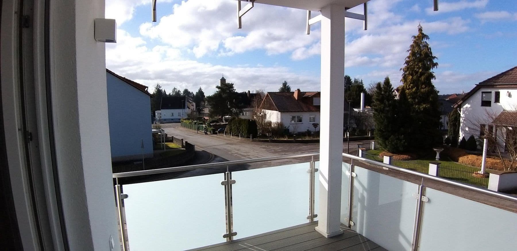 Prenájom bytu 3-izbový 98 m², Homburg, Sársko Prenájom bytu 3-izbový 98 m², Homburg, Sársko