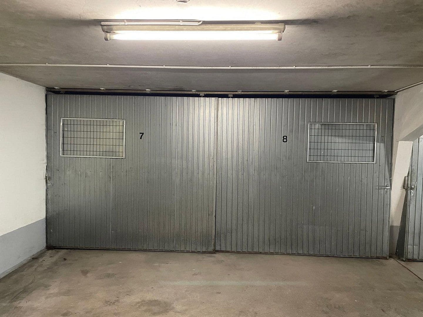 Prenájom garáže 25 m², Klingsorstrasse 10/Stolzingstrasse 4, München, Bavorsko Prenájom garáže 25 m², Klingsorstrasse 10/Stolzingstrasse 4, München, Bavorsko