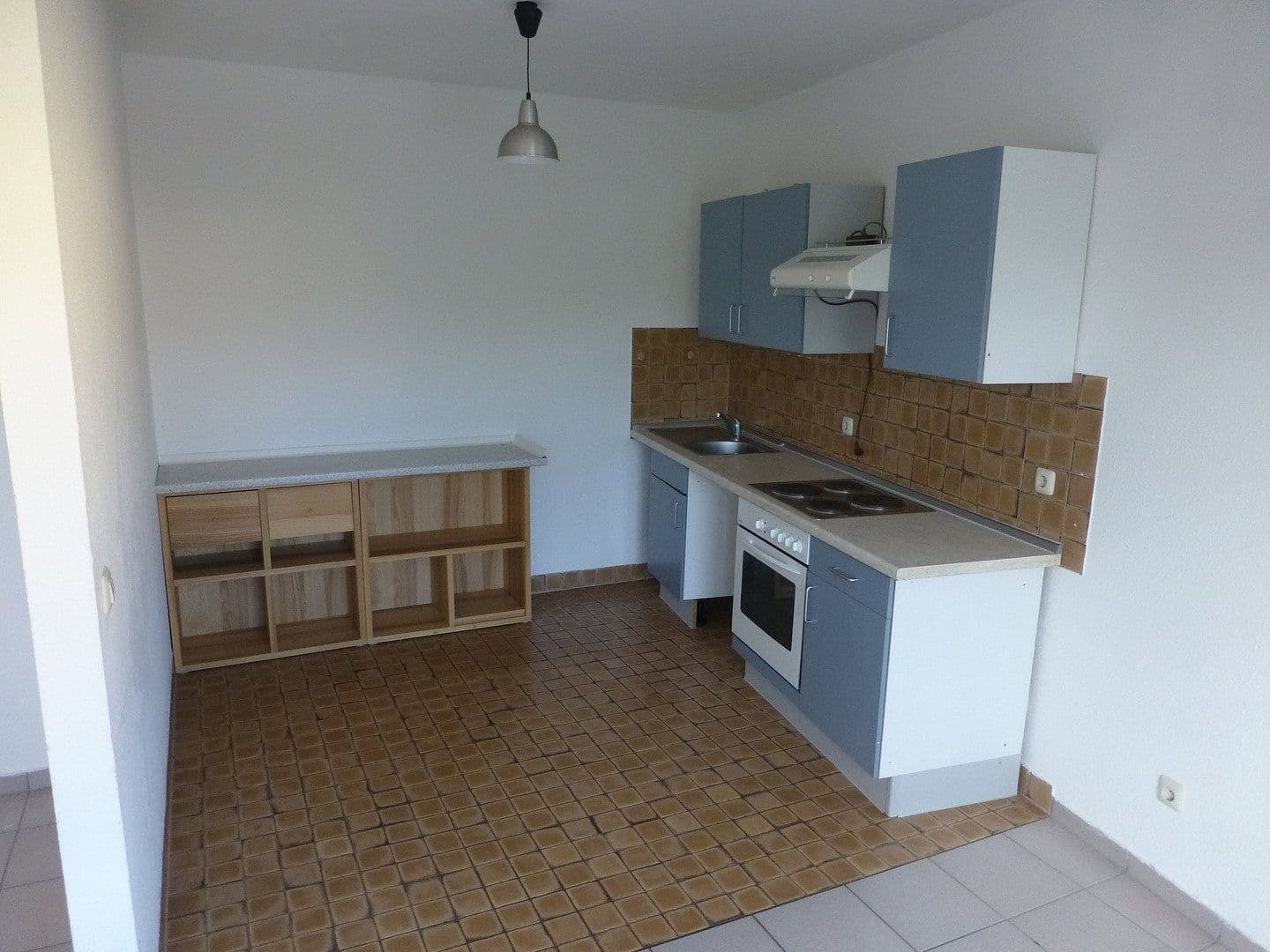 Prenájom bytu 2-izbový 55 m², Geleitsstr. 32, Offenbach am Main, Hesensko Prenájom bytu 2-izbový 55 m², Geleitsstr. 32, Offenbach am Main, Hesensko