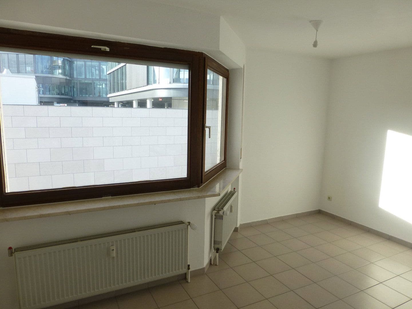 Prenájom bytu 2-izbový 55 m², Geleitsstr. 32, Offenbach am Main, Hesensko Prenájom bytu 2-izbový 55 m², Geleitsstr. 32, Offenbach am Main, Hesensko