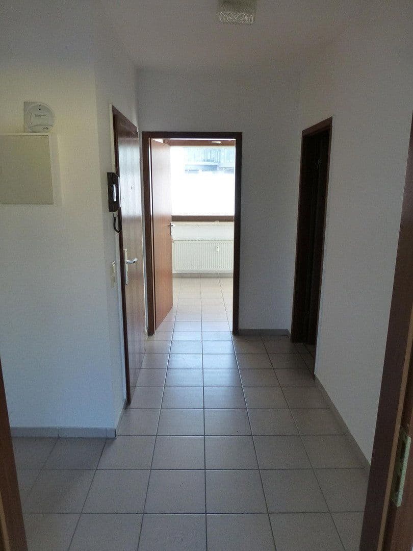 Prenájom bytu 2-izbový 55 m², Geleitsstr. 32, Offenbach am Main, Hesensko Prenájom bytu 2-izbový 55 m², Geleitsstr. 32, Offenbach am Main, Hesensko