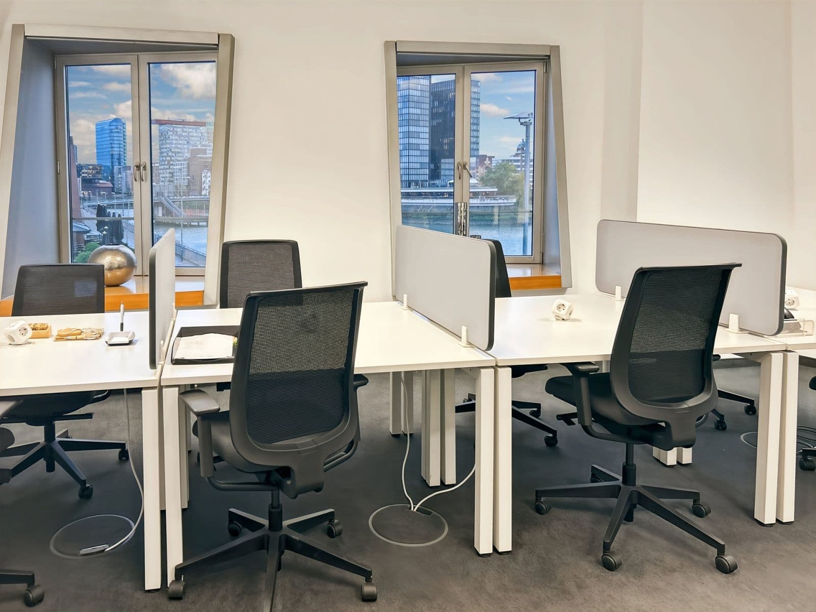 Prenájom kancelárie 162 m², Neuer Zollhof 3, DUSSELDORF, Severné Porýnie - Westfálsko Prenájom kancelárie 162 m², Neuer Zollhof 3, DUSSELDORF, Severné Porýnie - Westfálsko