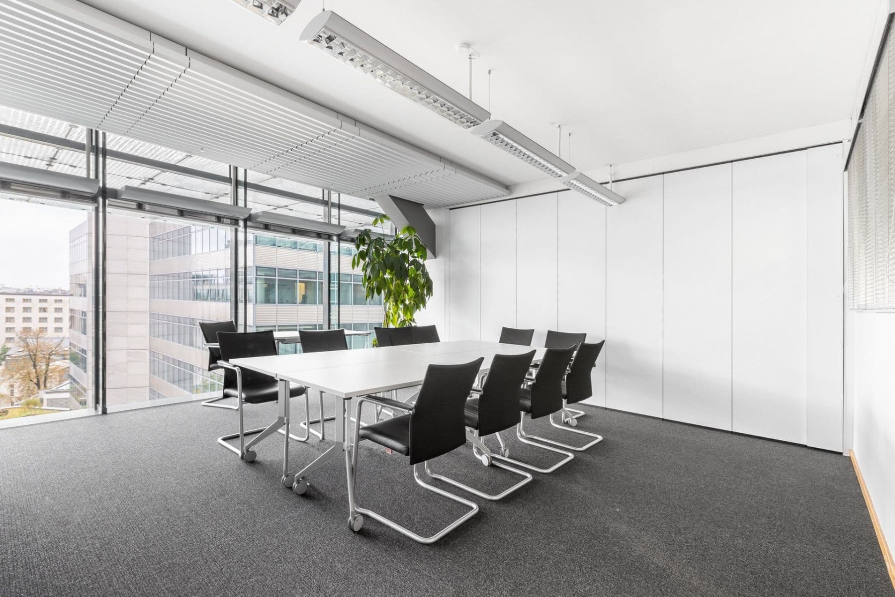 Prenájom kancelárie 455 m², Karl-Drais-Straße 4b, Augsburg, Bavorsko Prenájom kancelárie 455 m², Karl-Drais-Straße 4b, Augsburg, Bavorsko