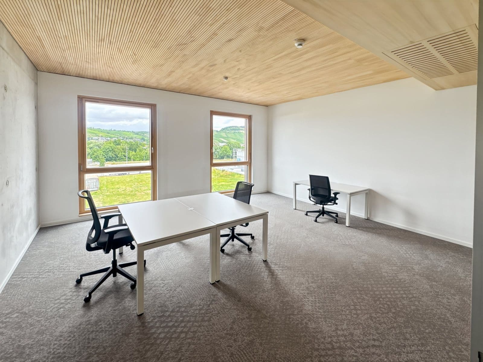 Prenájom kancelárie 600 m², Friedrich-Henning-Straße 17, Metzingen, Bádensko-Wurttembersko Prenájom kancelárie 600 m², Friedrich-Henning-Straße 17, Metzingen, Bádensko-Wurttembersko