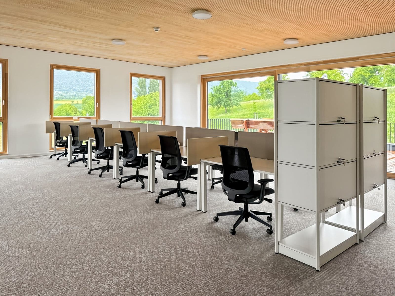 Prenájom kancelárie 600 m², Friedrich-Henning-Straße 17, Metzingen, Bádensko-Wurttembersko Prenájom kancelárie 600 m², Friedrich-Henning-Straße 17, Metzingen, Bádensko-Wurttembersko