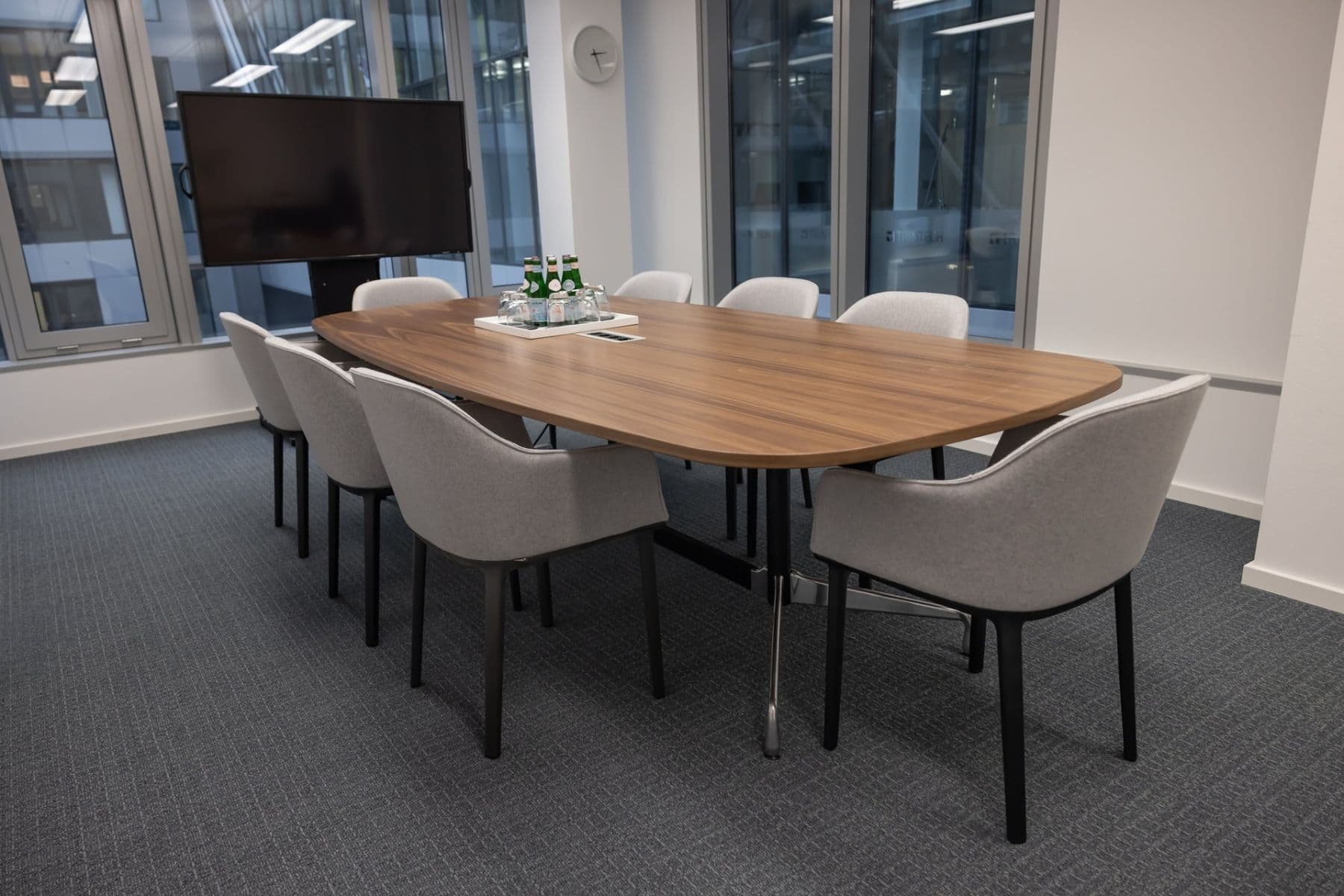 Prenájom kancelárie 5.354 m², Am Flughafen 12, Frankfurt, Hesensko Prenájom kancelárie 5.354 m², Am Flughafen 12, Frankfurt, Hesensko