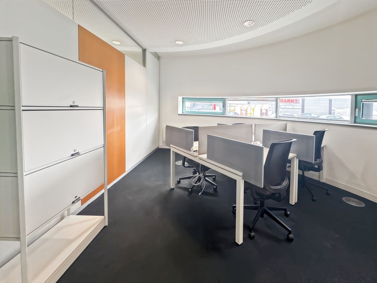 Prenájom kancelárie 873 m², Carl-Benz-Str. 9-11, Schwetzingen, Bádensko-Wurttembersko Prenájom kancelárie 873 m², Carl-Benz-Str. 9-11, Schwetzingen, Bádensko-Wurttembersko