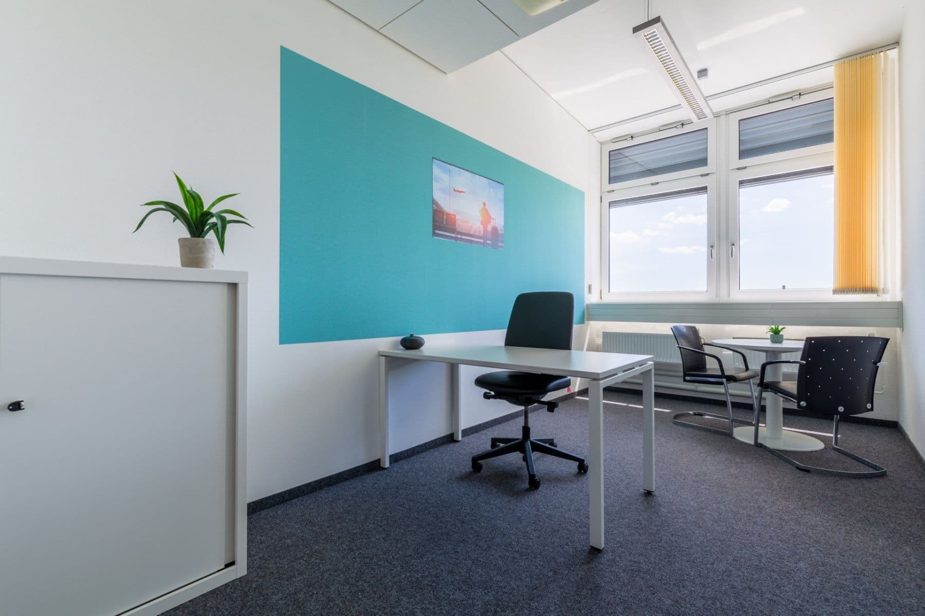 Prenájom kancelárie 815 m², Flughafenstr. 118, Nuremberg, Bavorsko Prenájom kancelárie 815 m², Flughafenstr. 118, Nuremberg, Bavorsko