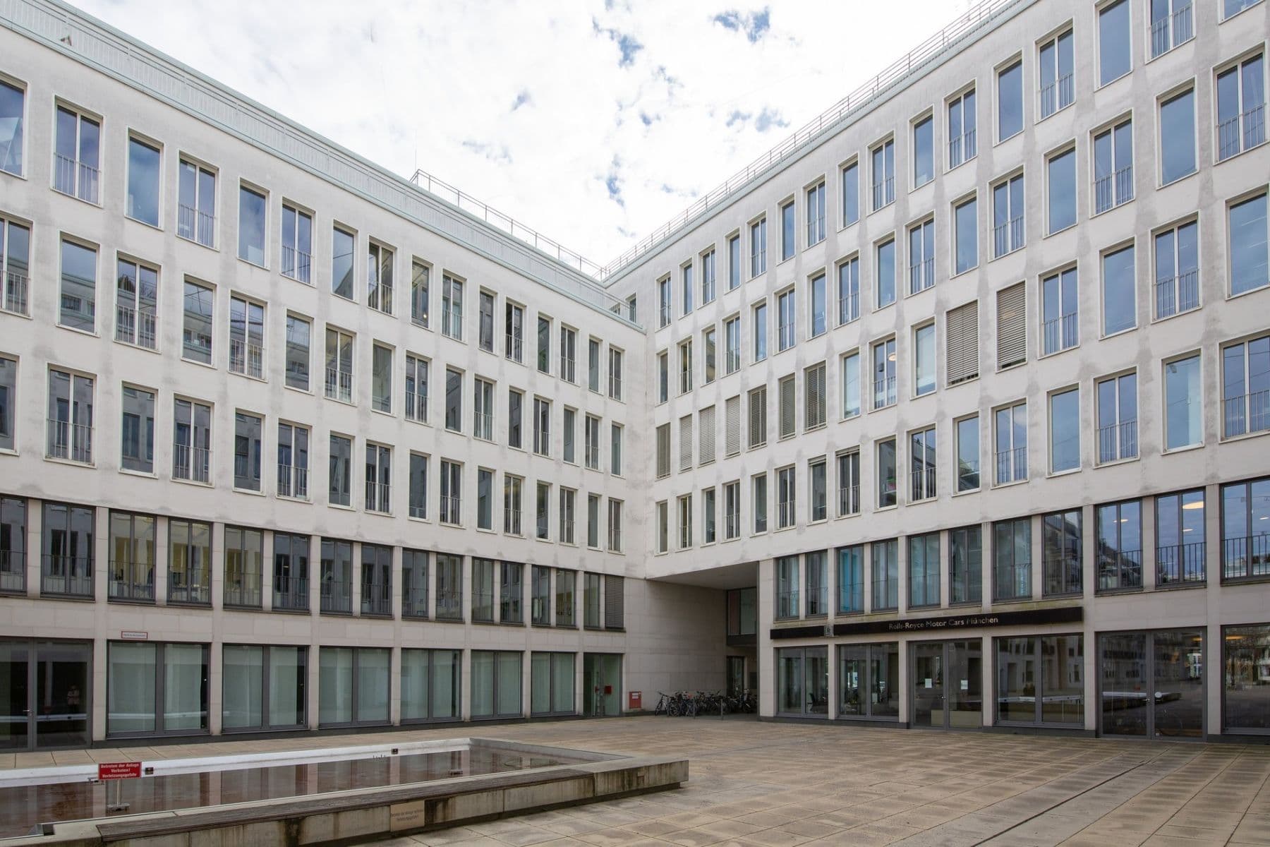 Prenájom kancelárie 1.011 m², Nymphenburger Strasse 4, Munich, Bavorsko Prenájom kancelárie 1.011 m², Nymphenburger Strasse 4, Munich, Bavorsko