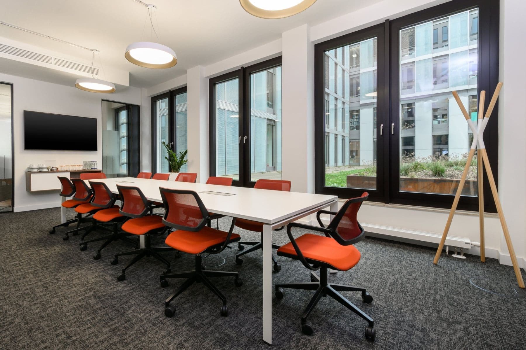 Prenájom kancelárie 2.487 m², Moosacher Strasse 82a, Munich, Bavorsko Prenájom kancelárie 2.487 m², Moosacher Strasse 82a, Munich, Bavorsko