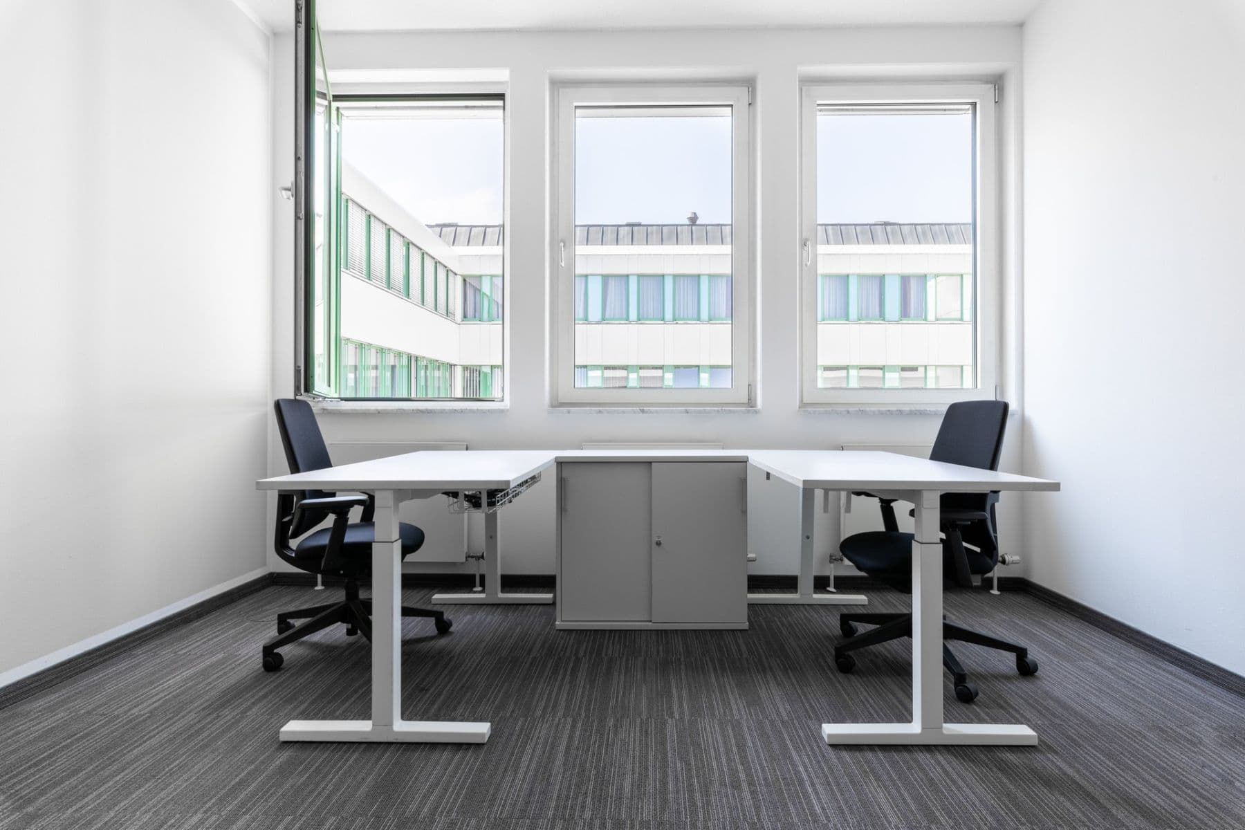Prenájom kancelárie 1.265 m², Feringastrasse 6, Munich, Bavorsko Prenájom kancelárie 1.265 m², Feringastrasse 6, Munich, Bavorsko