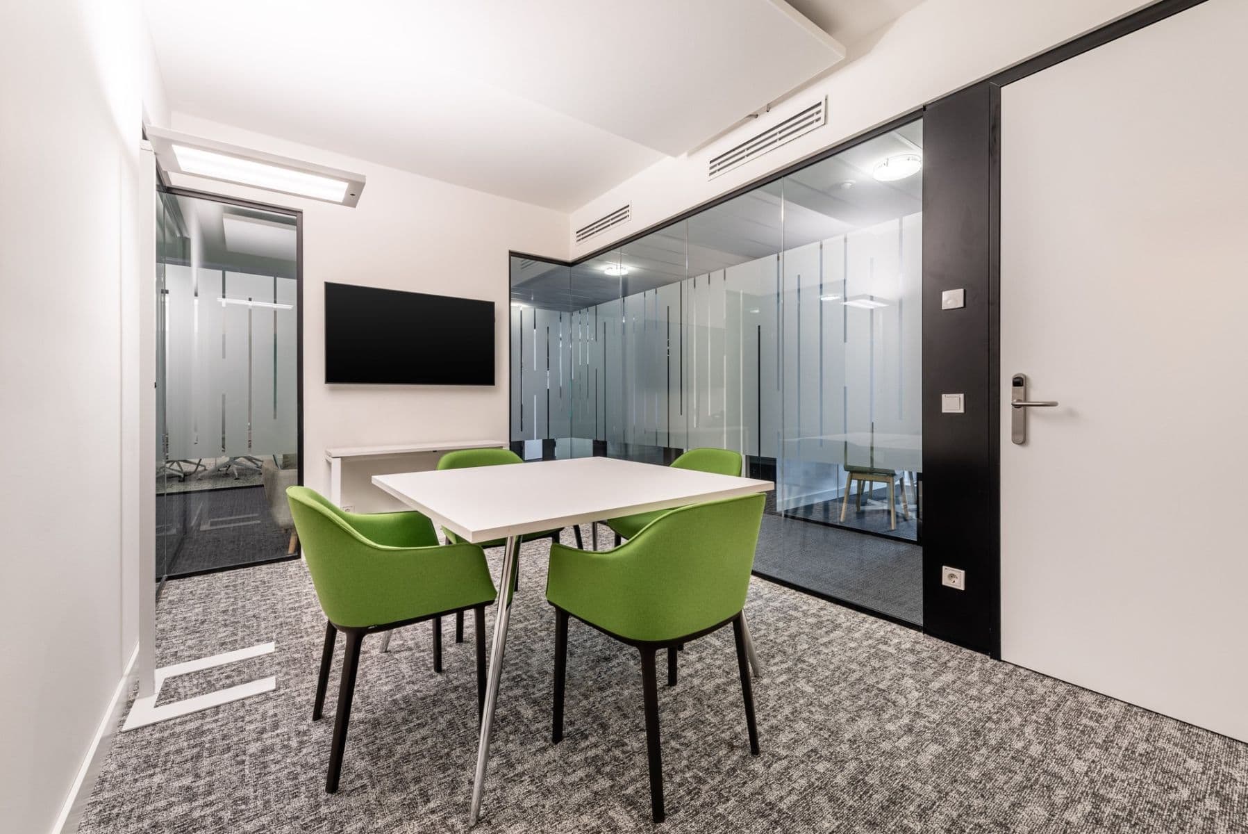 Prenájom kancelárie 2.062 m², Kaistrasse 90, Kiel, Šlezvicko-Holštajnsko Prenájom kancelárie 2.062 m², Kaistrasse 90, Kiel, Šlezvicko-Holštajnsko