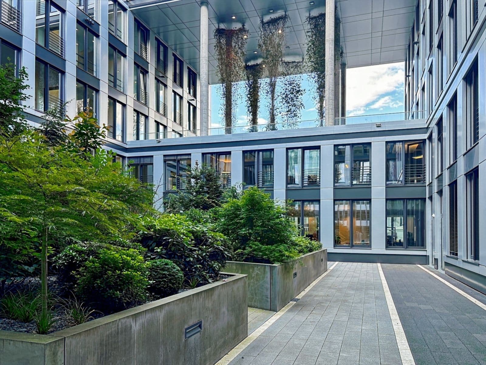 Prenájom kancelárie 1.578 m², Kapstadtring 7, Hamburg, Hamburg Prenájom kancelárie 1.578 m², Kapstadtring 7, Hamburg, Hamburg