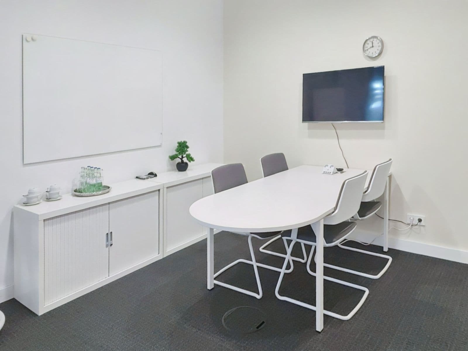 Prenájom kancelárie 933 m², Gontardstraße 11, Berlin, Berlín Prenájom kancelárie 933 m², Gontardstraße 11, Berlin, Berlín