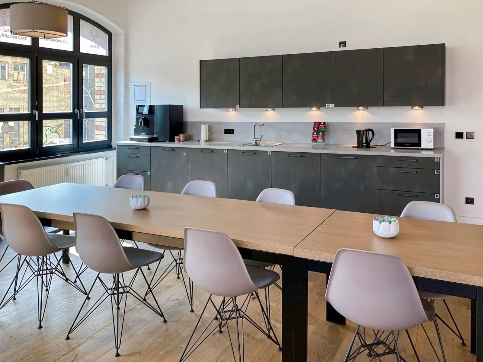 Prenájom kancelárie 1.230 m², Edisonstraße 63, Berlin, Berlín Prenájom kancelárie 1.230 m², Edisonstraße 63, Berlin, Berlín
