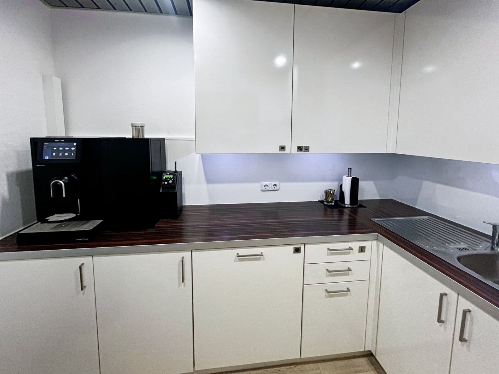 Prenájom kancelárie 1.082 m², Ruhrallee 185, Nordrhein-Westfalen, Severné Porýnie - Westfálsko Prenájom kancelárie 1.082 m², Ruhrallee 185, Nordrhein-Westfalen, Severné Porýnie - Westfálsko