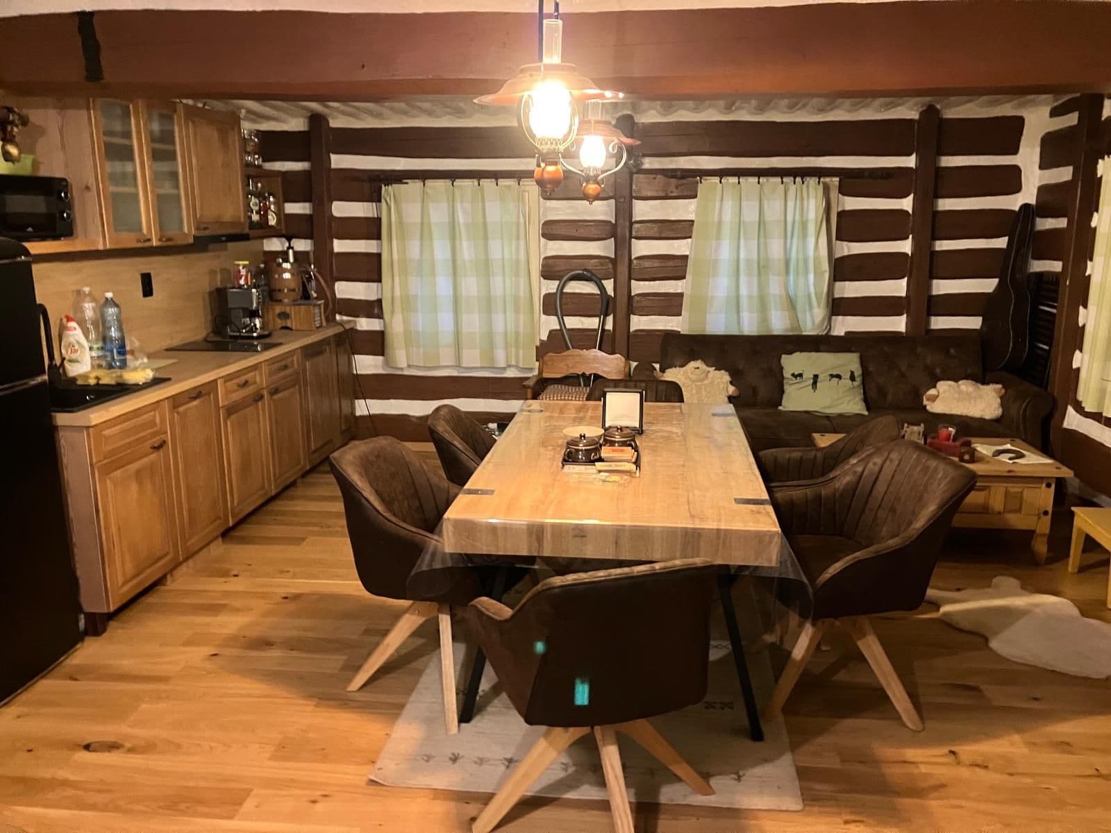 Prenájom rekreačného objektu 130 m², pozemek 10.000 m², Poniklá, Liberecký kraj Prenájom rekreačného objektu 130 m², pozemek 10.000 m², Poniklá, Liberecký kraj