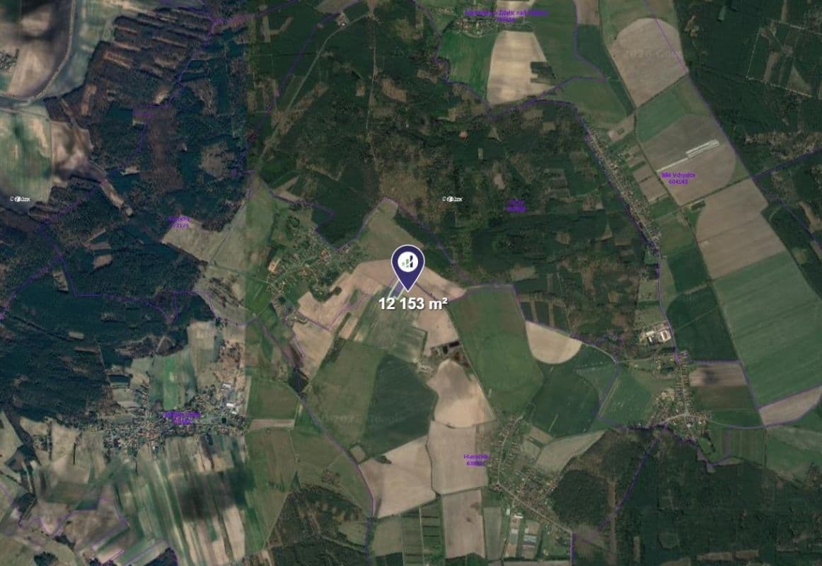 Predaj pozemku 4.652 m², Hlavečník, Pardubický kraj Predaj pozemku 4.652 m², Hlavečník, Pardubický kraj