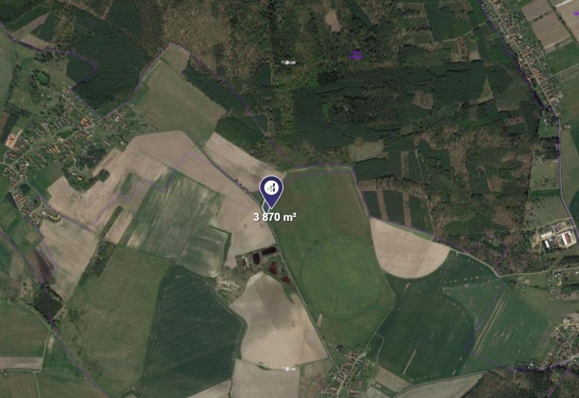 Predaj pozemku 1.481 m², Hlavečník, Pardubický kraj Predaj pozemku 1.481 m², Hlavečník, Pardubický kraj
