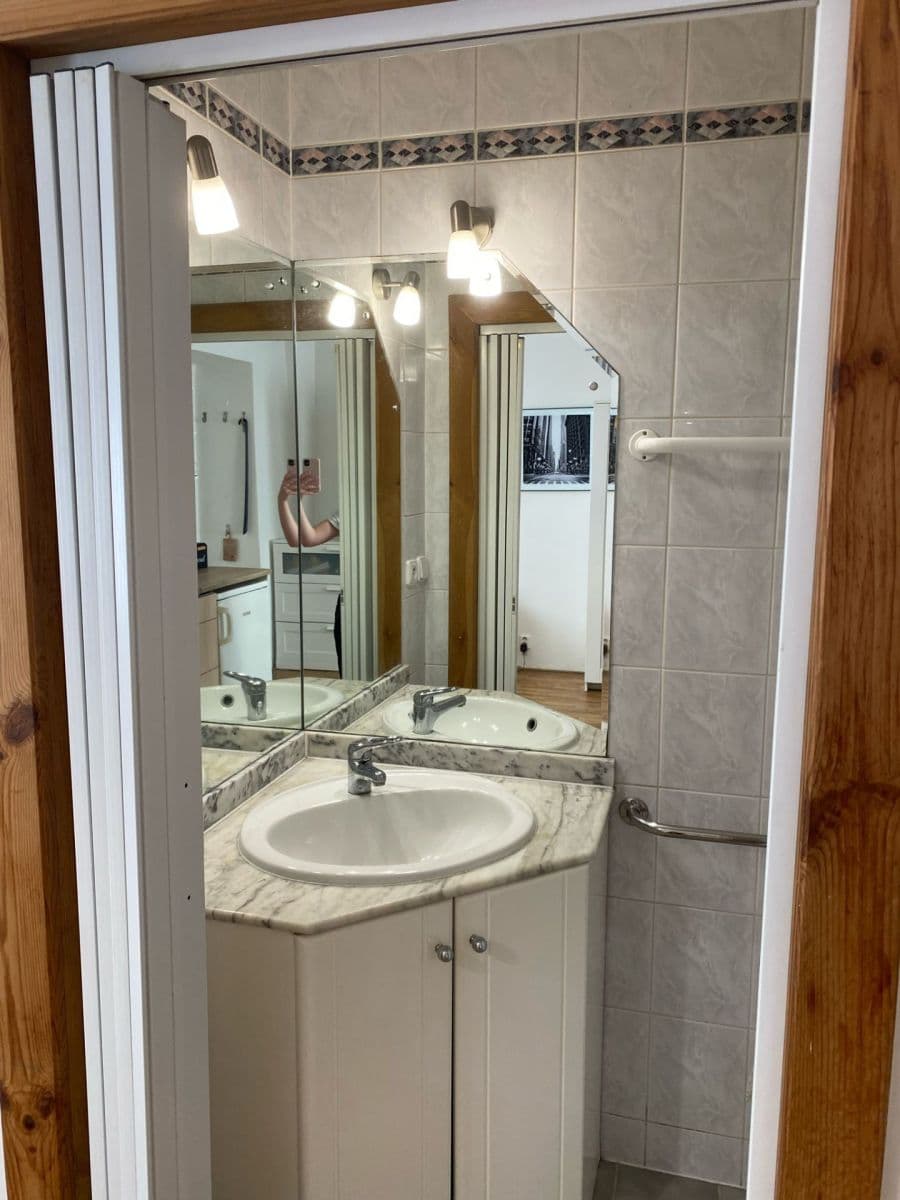 Prenájom bytu 1-izbový 26 m², Benešovská, Praha, Praha Prenájom bytu 1-izbový 26 m², Benešovská, Praha, Praha