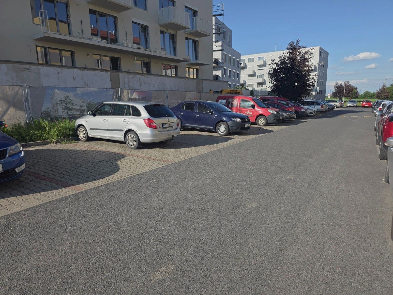 Prenájom bytu 1-izbový 33 m², Jaroslava Holečka, Kladno, Středočeský kraj Prenájom bytu 1-izbový 33 m², Jaroslava Holečka, Kladno, Středočeský kraj