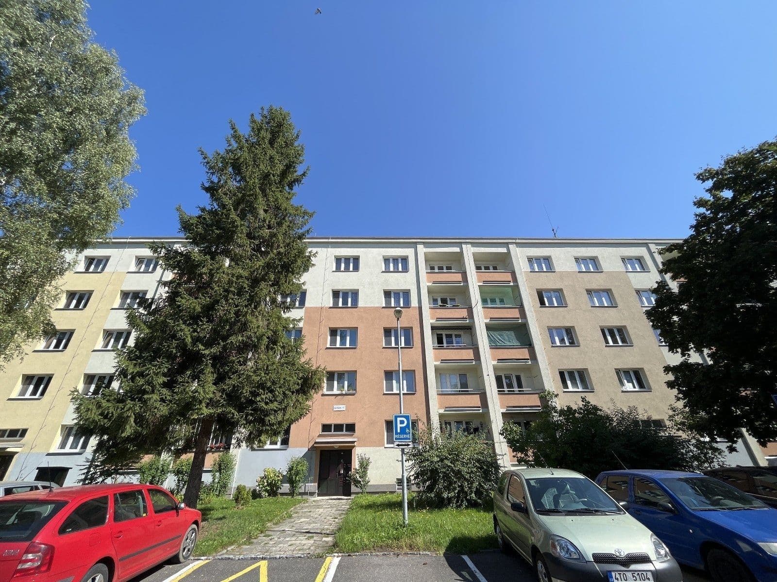 Prenájom bytu 3-izbový 68 m², Národní třída, Havířov, Moravskoslezský kraj Prenájom bytu 3-izbový 68 m², Národní třída, Havířov, Moravskoslezský kraj