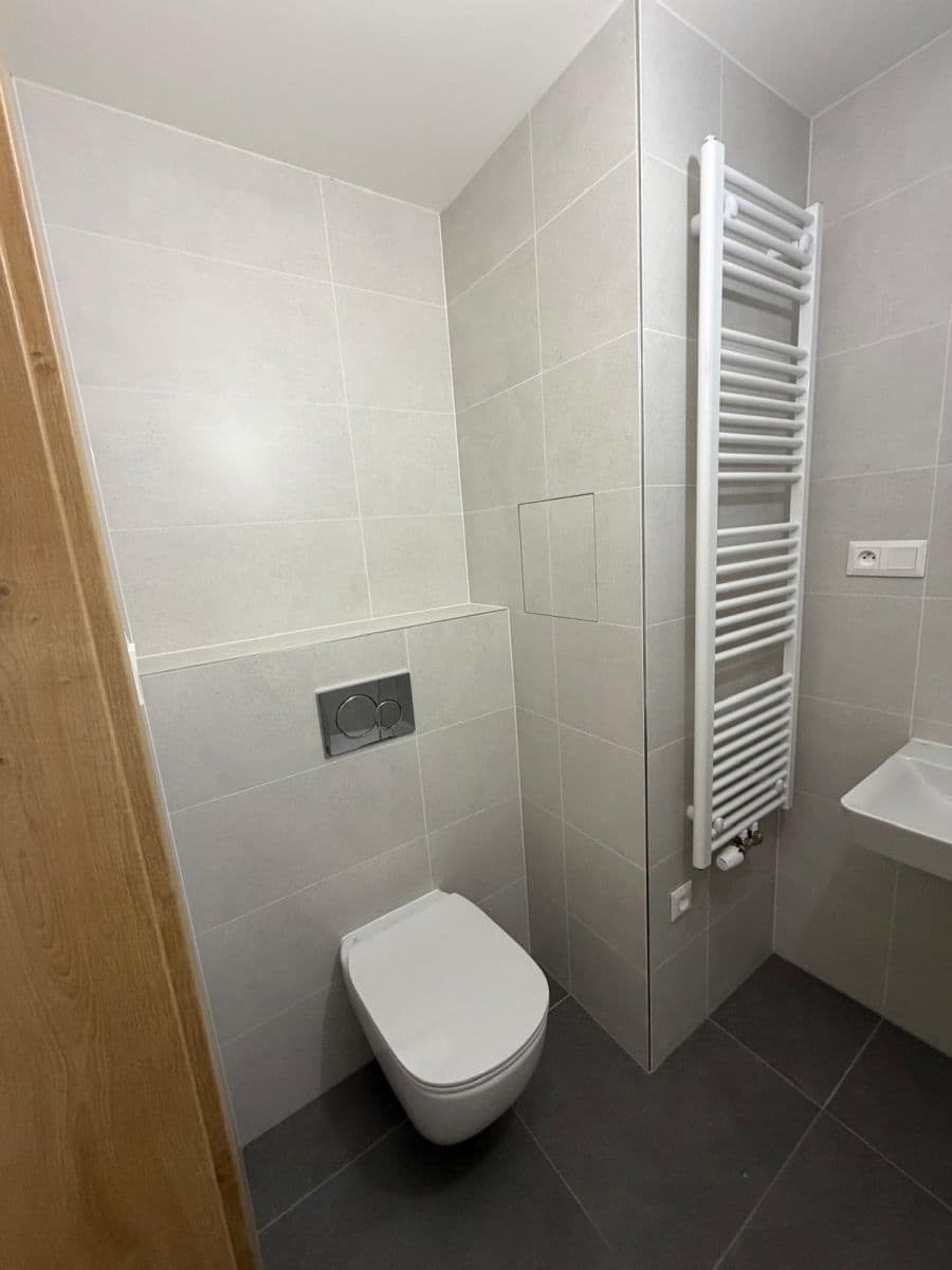 Prenájom bytu 1-izbový 30 m², Jáchymovská, Praha, Praha Prenájom bytu 1-izbový 30 m², Jáchymovská, Praha, Praha