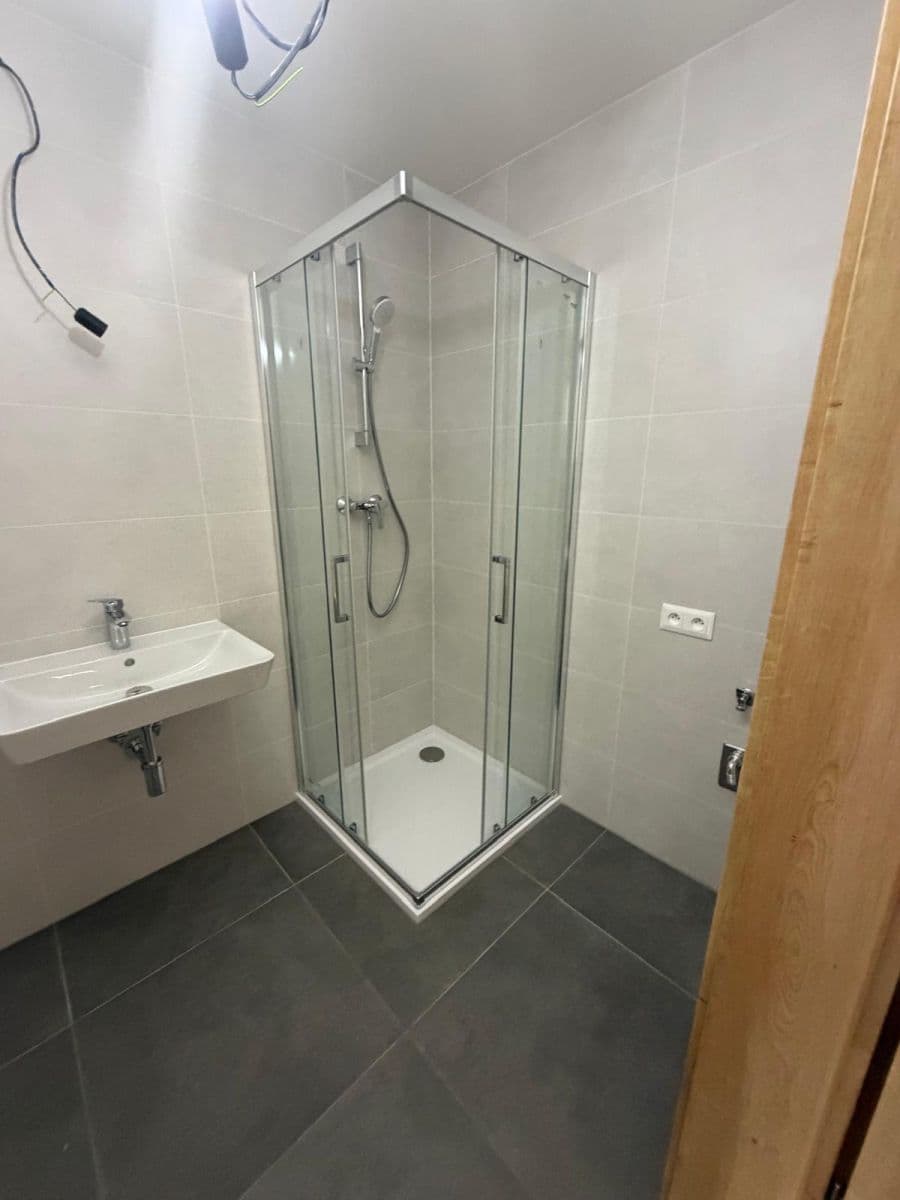 Prenájom bytu 1-izbový 30 m², Jáchymovská, Praha, Praha Prenájom bytu 1-izbový 30 m², Jáchymovská, Praha, Praha