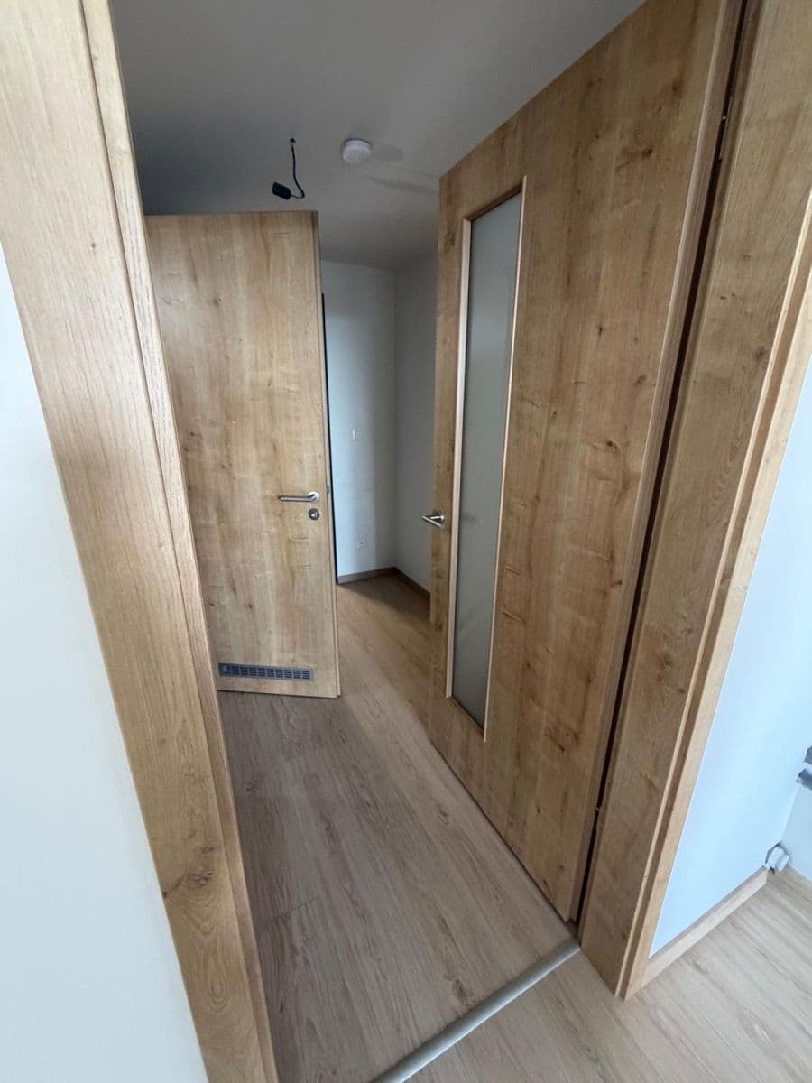 Prenájom bytu 1-izbový 30 m², Jáchymovská, Praha, Praha Prenájom bytu 1-izbový 30 m², Jáchymovská, Praha, Praha