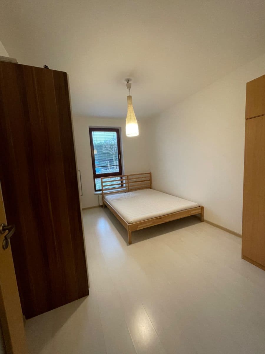 Predaj bytu 2-izbový 42 m², Jarní, Hostivice, Středočeský kraj Predaj bytu 2-izbový 42 m², Jarní, Hostivice, Středočeský kraj