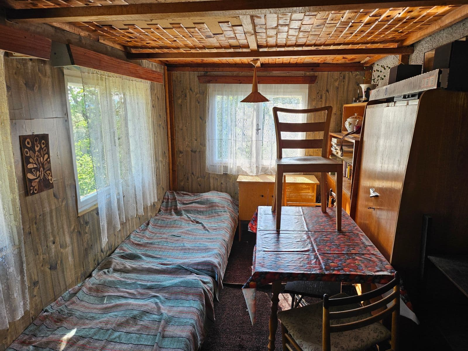 Predaj rekreačného objektu 55 m², pozemek 309 m², Sýkořice, Středočeský kraj Predaj rekreačného objektu 55 m², pozemek 309 m², Sýkořice, Středočeský kraj