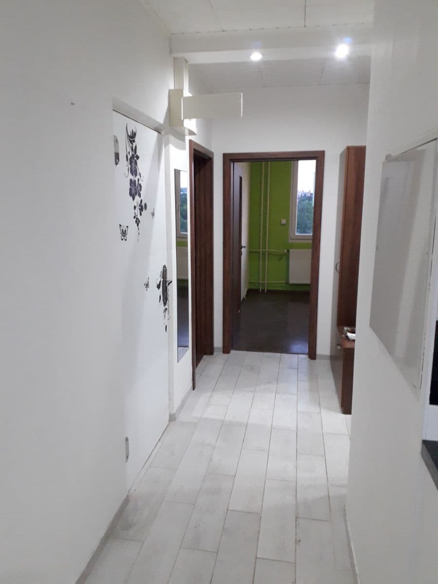 Prenájom bytu 2-izbový 52 m², Tř. 1. máje, Přeštice, Plzeňský kraj Prenájom bytu 2-izbový 52 m², Tř. 1. máje, Přeštice, Plzeňský kraj