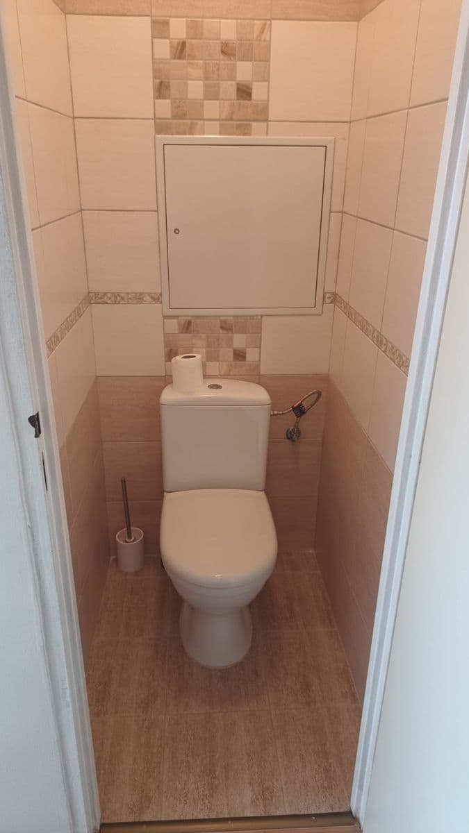 Prenájom bytu Garsoniéra 23 m², Nad Lesním divadlem, Praha, Praha Prenájom bytu Garsoniéra 23 m², Nad Lesním divadlem, Praha, Praha