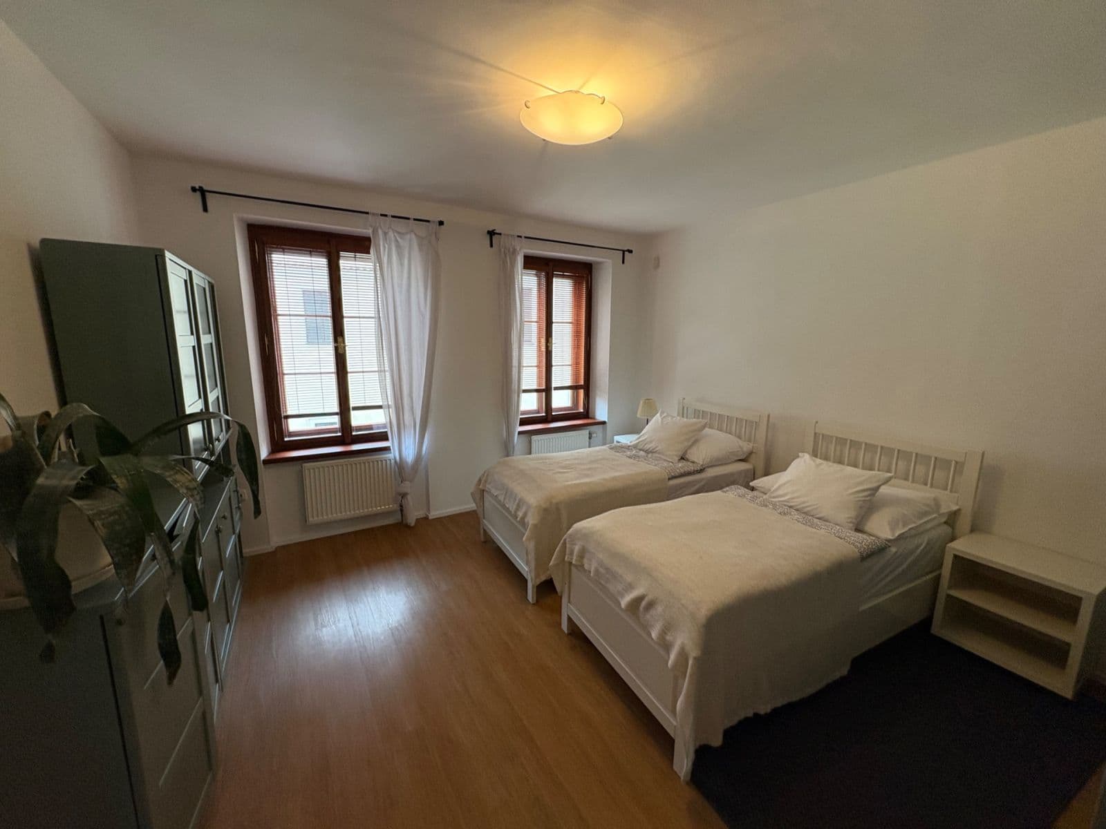 Prenájom bytu 5-izbový 141 m², Konviktská, Praha, Praha Prenájom bytu 5-izbový 141 m², Konviktská, Praha, Praha