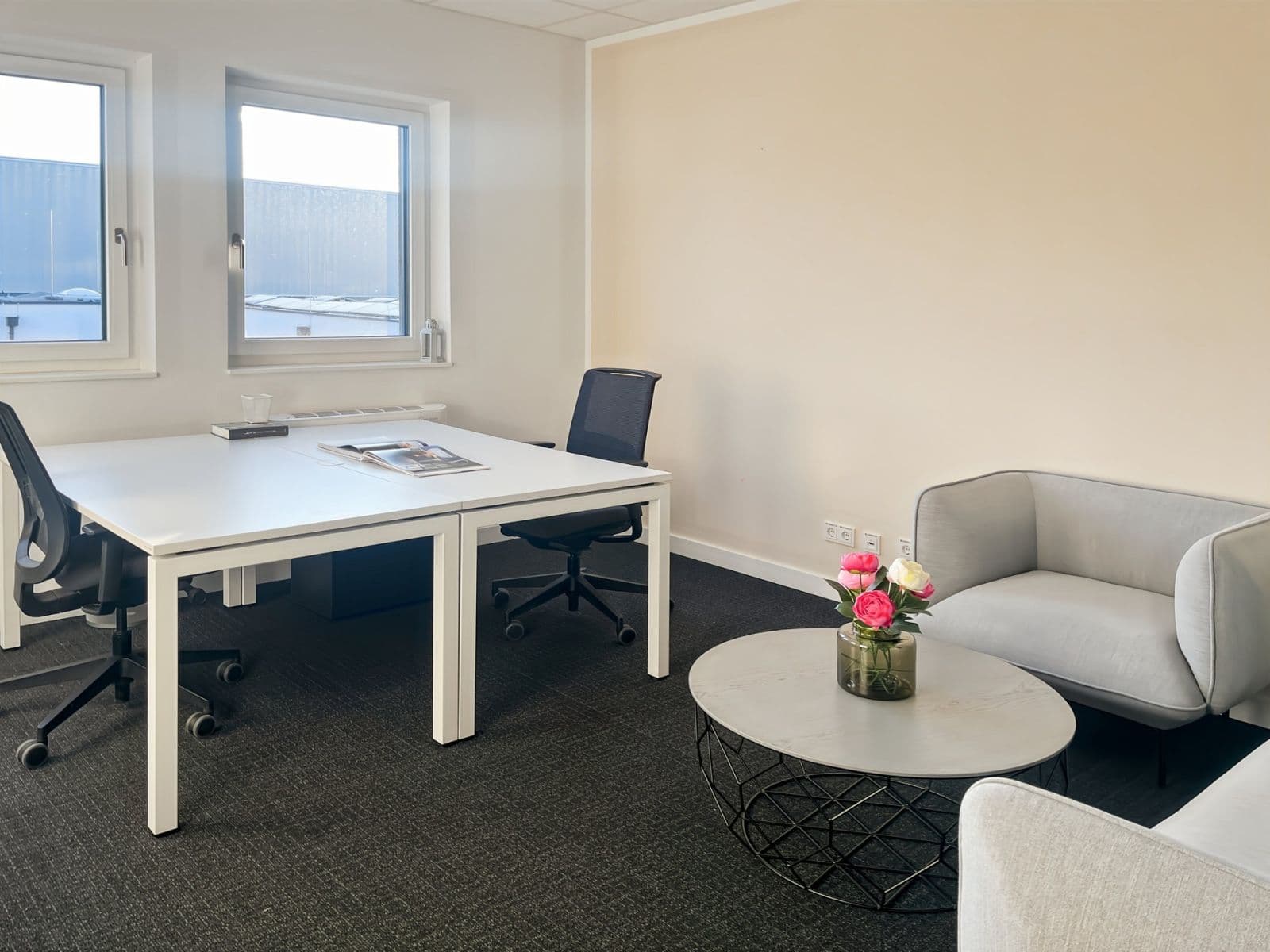 Prenájom kancelárie 2.465 m², Siezenheimer straße, Salzburg, Salzbursko Prenájom kancelárie 2.465 m², Siezenheimer straße, Salzburg, Salzbursko