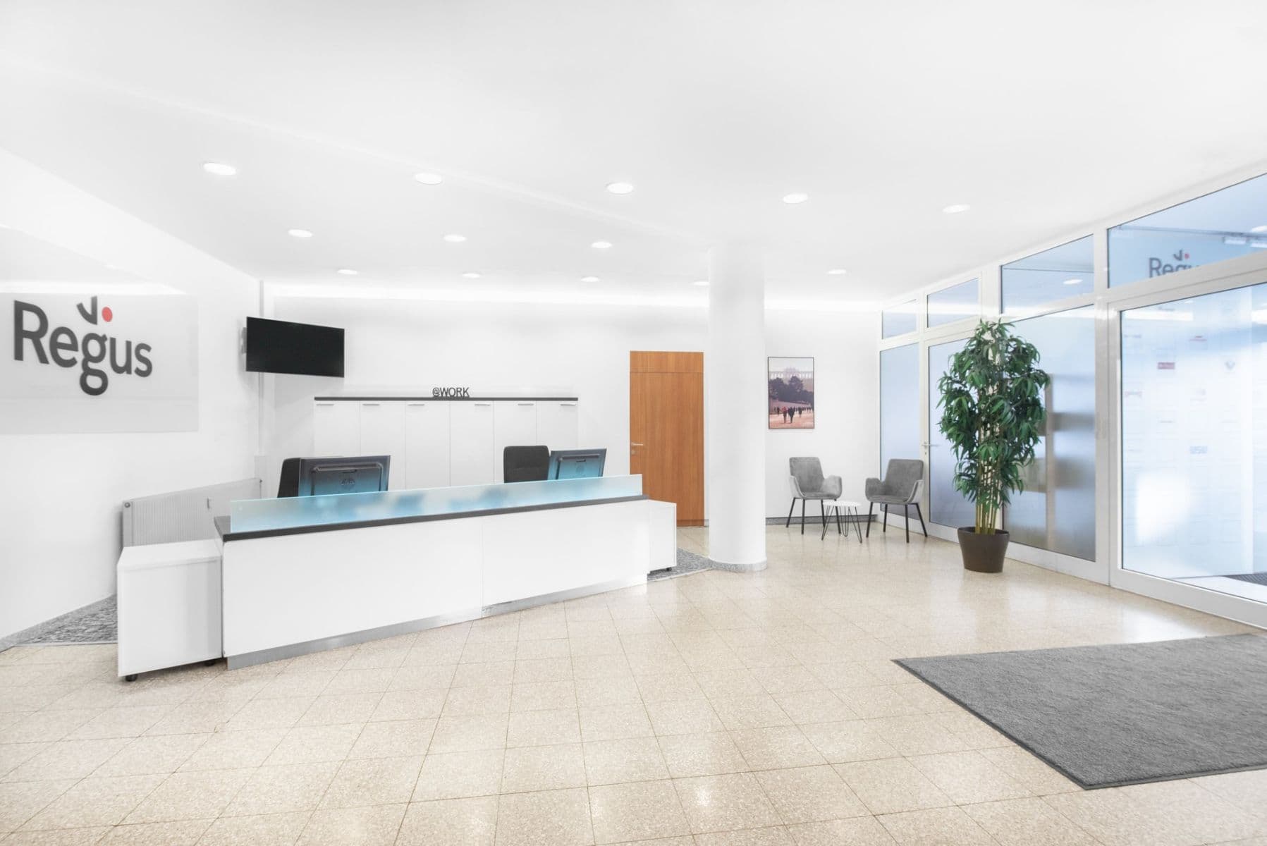 Prenájom kancelárie 3.000 m², Simmeringer Hauptstrasse, Vienna, Viedeň Prenájom kancelárie 3.000 m², Simmeringer Hauptstrasse, Vienna, Viedeň
