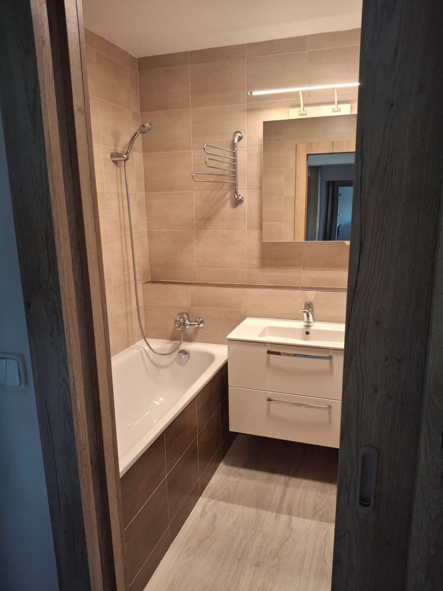 Predaj bytu 3-izbový 75 m², Horní, Ostrava, Moravskoslezský kraj Predaj bytu 3-izbový 75 m², Horní, Ostrava, Moravskoslezský kraj