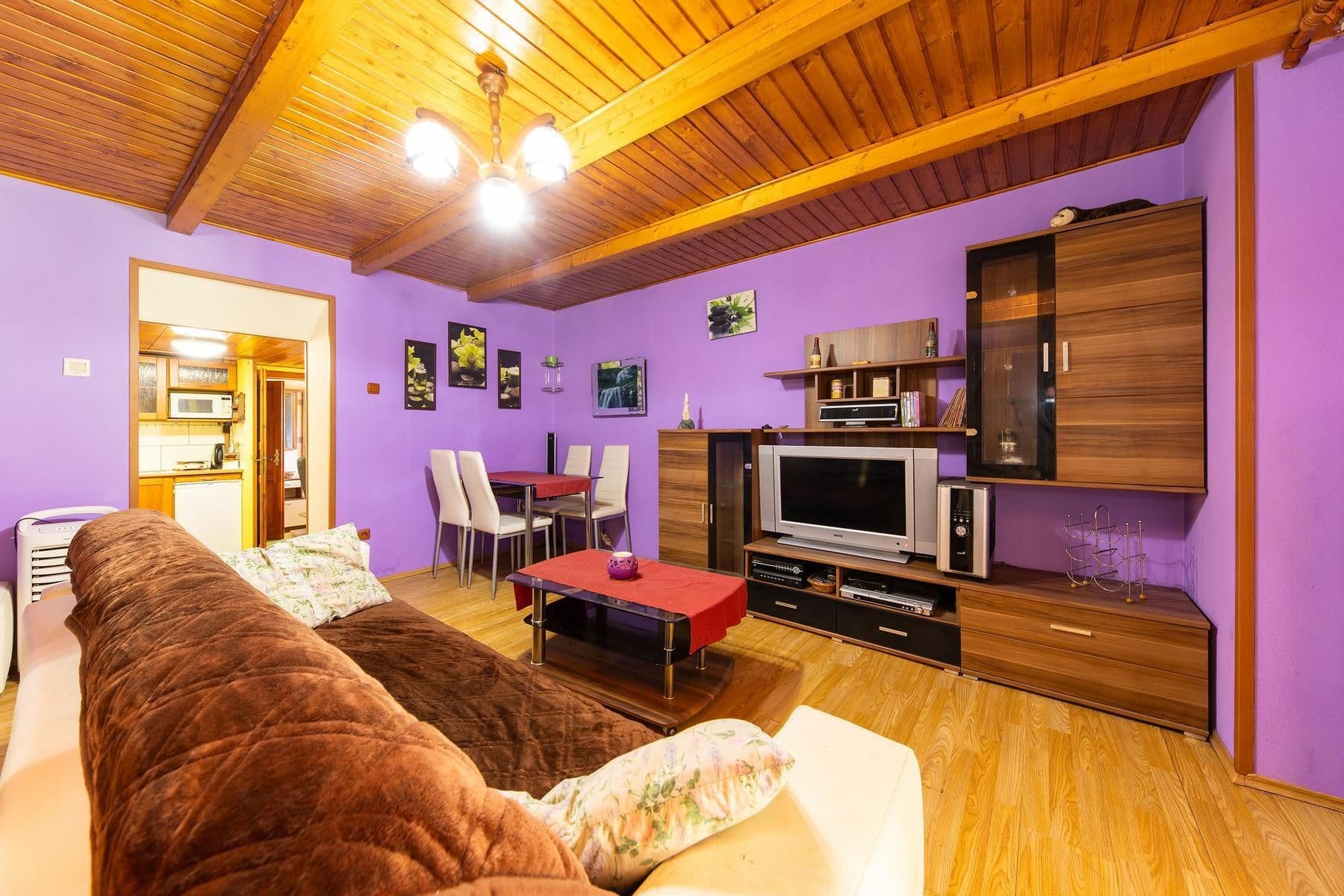 Predaj domu 277 m², pozemok 913 m², Němčičky, Jihomoravský kraj Predaj domu 277 m², pozemok 913 m², Němčičky, Jihomoravský kraj