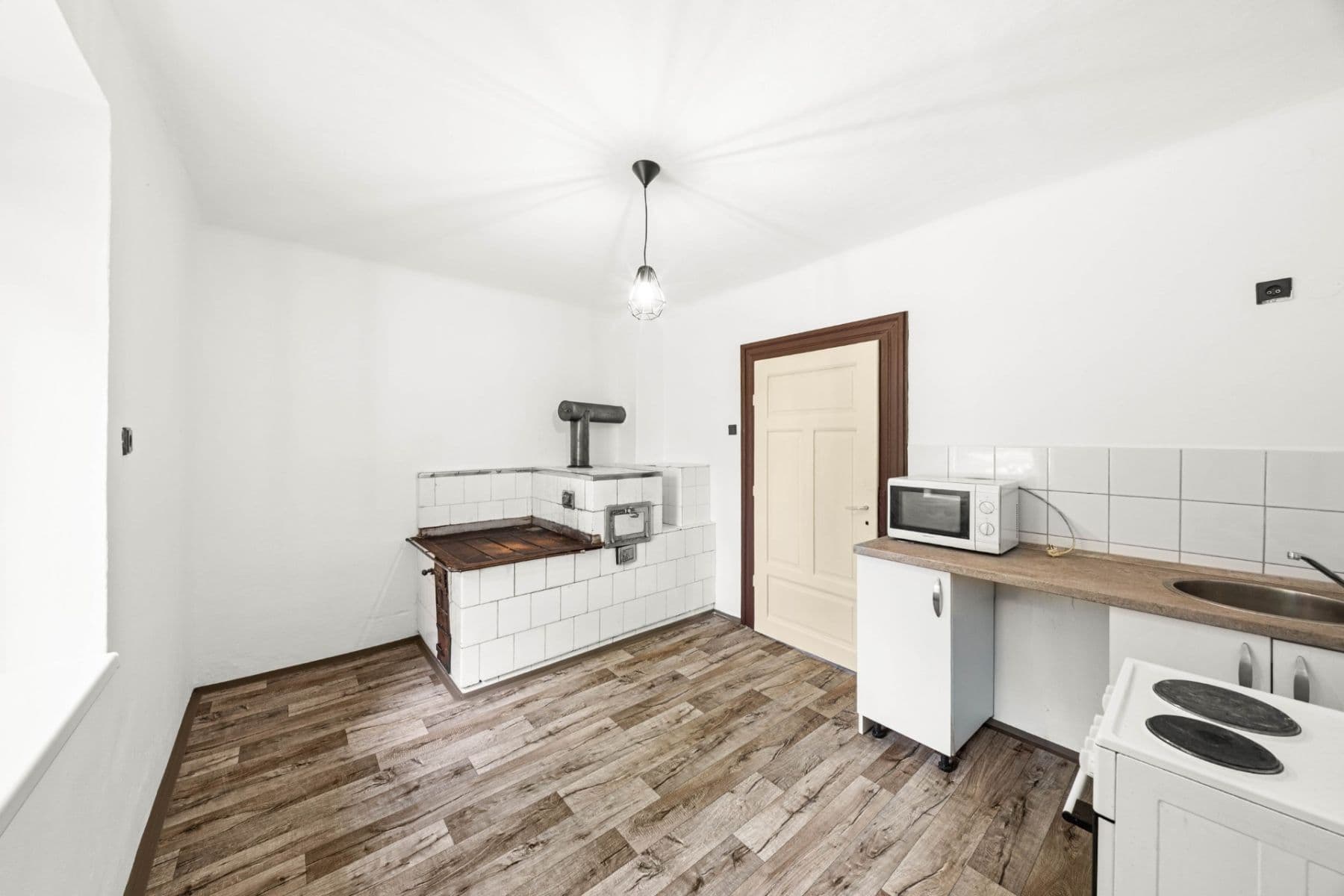 Predaj domu 64 m², pozemek 943 m², Bukovany, Středočeský kraj Predaj domu 64 m², pozemek 943 m², Bukovany, Středočeský kraj