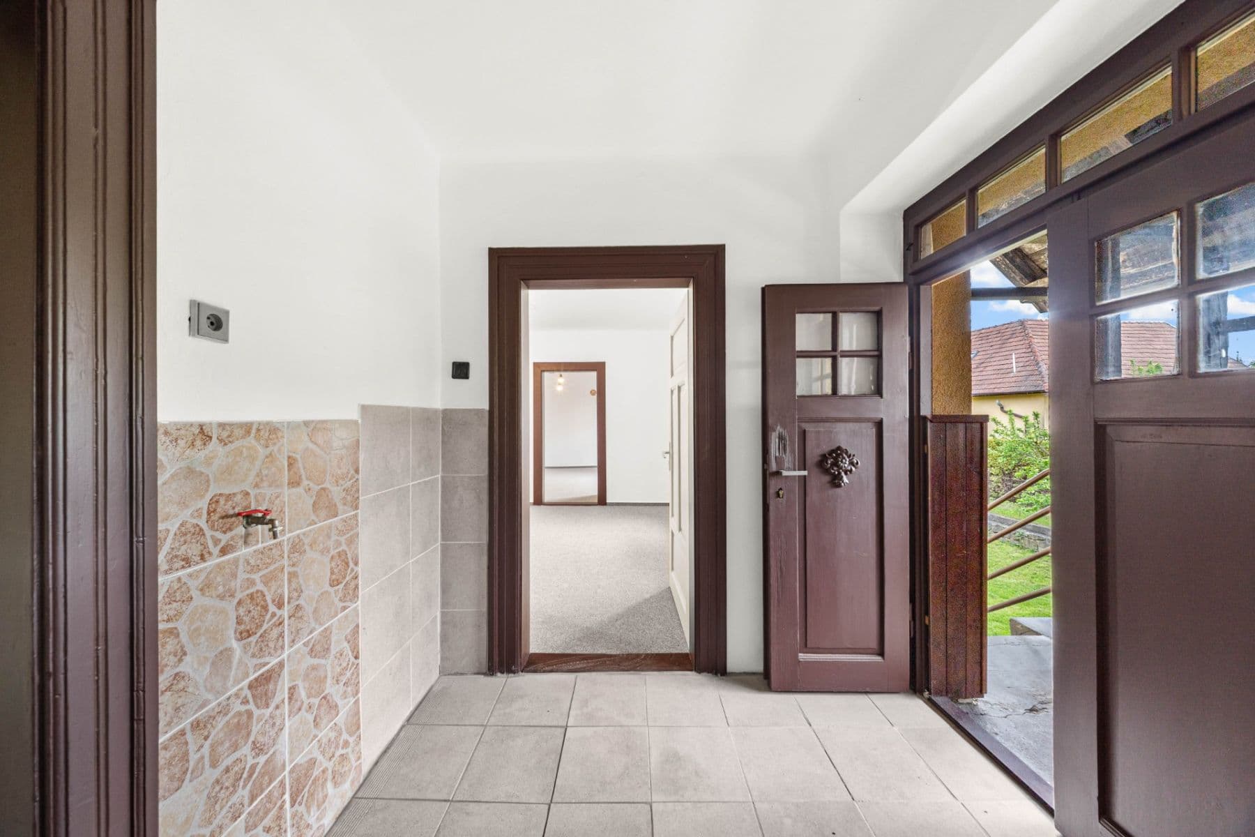 Predaj domu 64 m², pozemek 943 m², Bukovany, Středočeský kraj Predaj domu 64 m², pozemek 943 m², Bukovany, Středočeský kraj