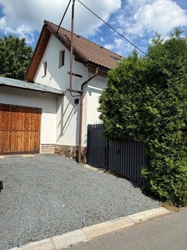 Prenájom domu 120 m², pozemek 300 m², Na Vysoké, Říčany, Středočeský kraj Prenájom domu 120 m², pozemek 300 m², Na Vysoké, Říčany, Středočeský kraj