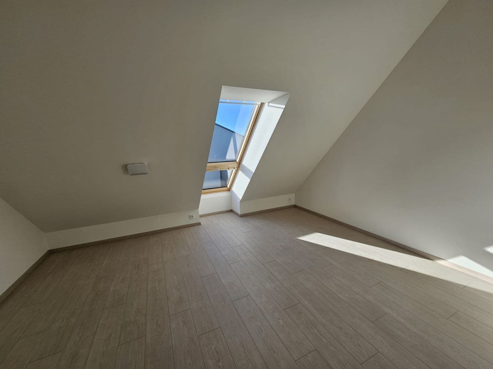 Prenájom bytu 2-izbový 79 m², Cihlářská, Hostivice, Středočeský kraj Prenájom bytu 2-izbový 79 m², Cihlářská, Hostivice, Středočeský kraj
