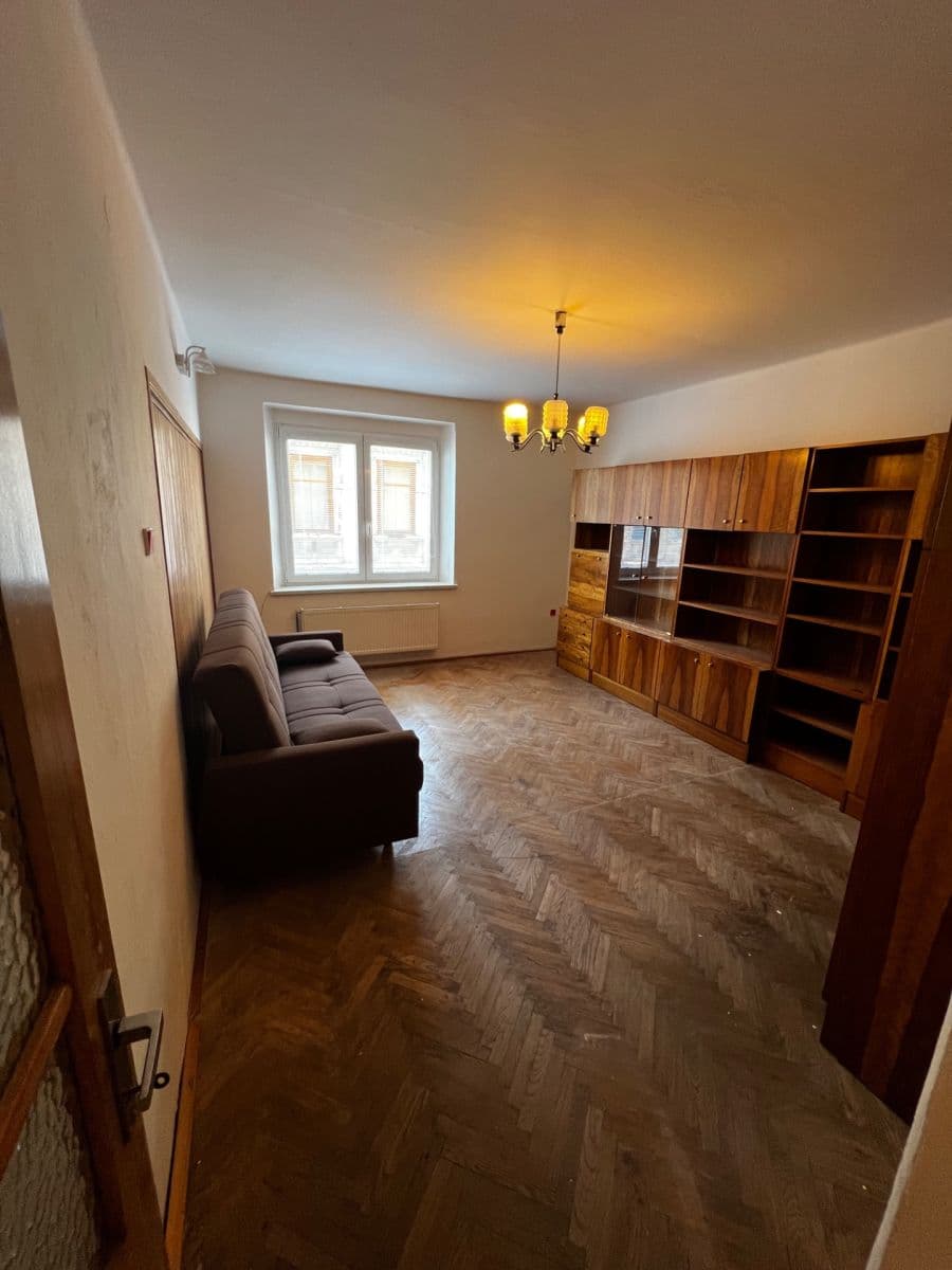 Predaj domu 166 m², pozemek 376 m², Poděbradova, Náchod, Královéhradecký kraj Predaj domu 166 m², pozemek 376 m², Poděbradova, Náchod, Královéhradecký kraj