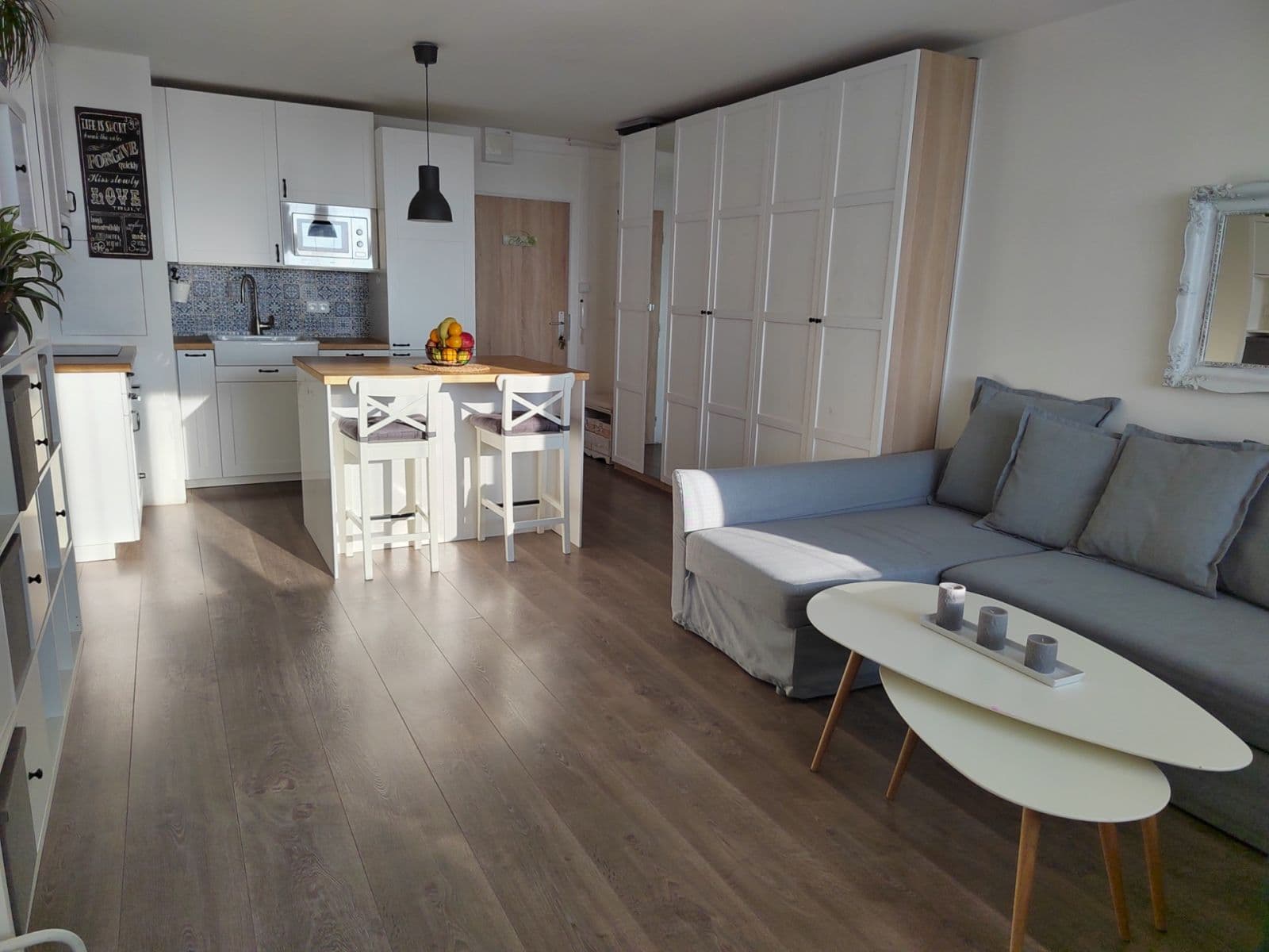Prenájom bytu 1-izbový 36 m², Kukelská, Praha, Praha Prenájom bytu 1-izbový 36 m², Kukelská, Praha, Praha