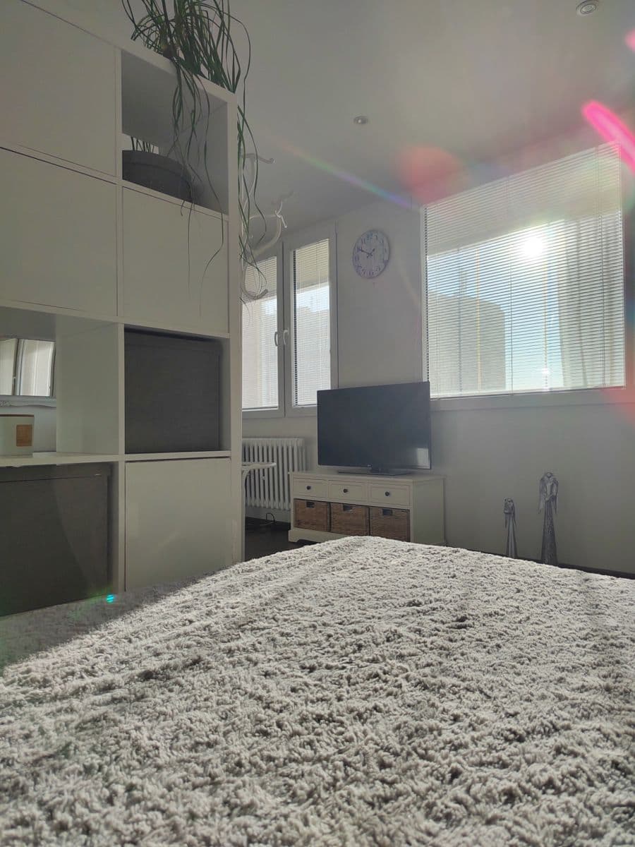 Prenájom bytu 1-izbový 36 m², Kukelská, Praha, Praha Prenájom bytu 1-izbový 36 m², Kukelská, Praha, Praha