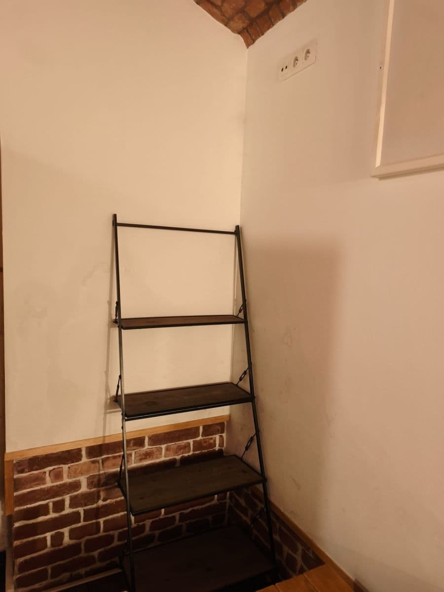 Prenájom nebytového priestoru 25 m², Hartigova, Praha, Praha Prenájom nebytového priestoru 25 m², Hartigova, Praha, Praha