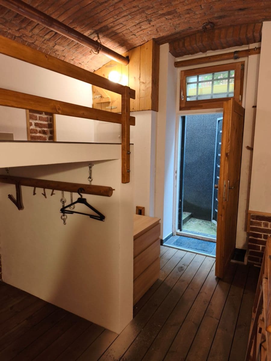 Prenájom nebytového priestoru 25 m², Hartigova, Praha, Praha Prenájom nebytového priestoru 25 m², Hartigova, Praha, Praha