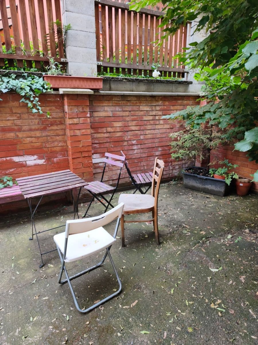 Prenájom nebytového priestoru 25 m², Hartigova, Praha, Praha Prenájom nebytového priestoru 25 m², Hartigova, Praha, Praha