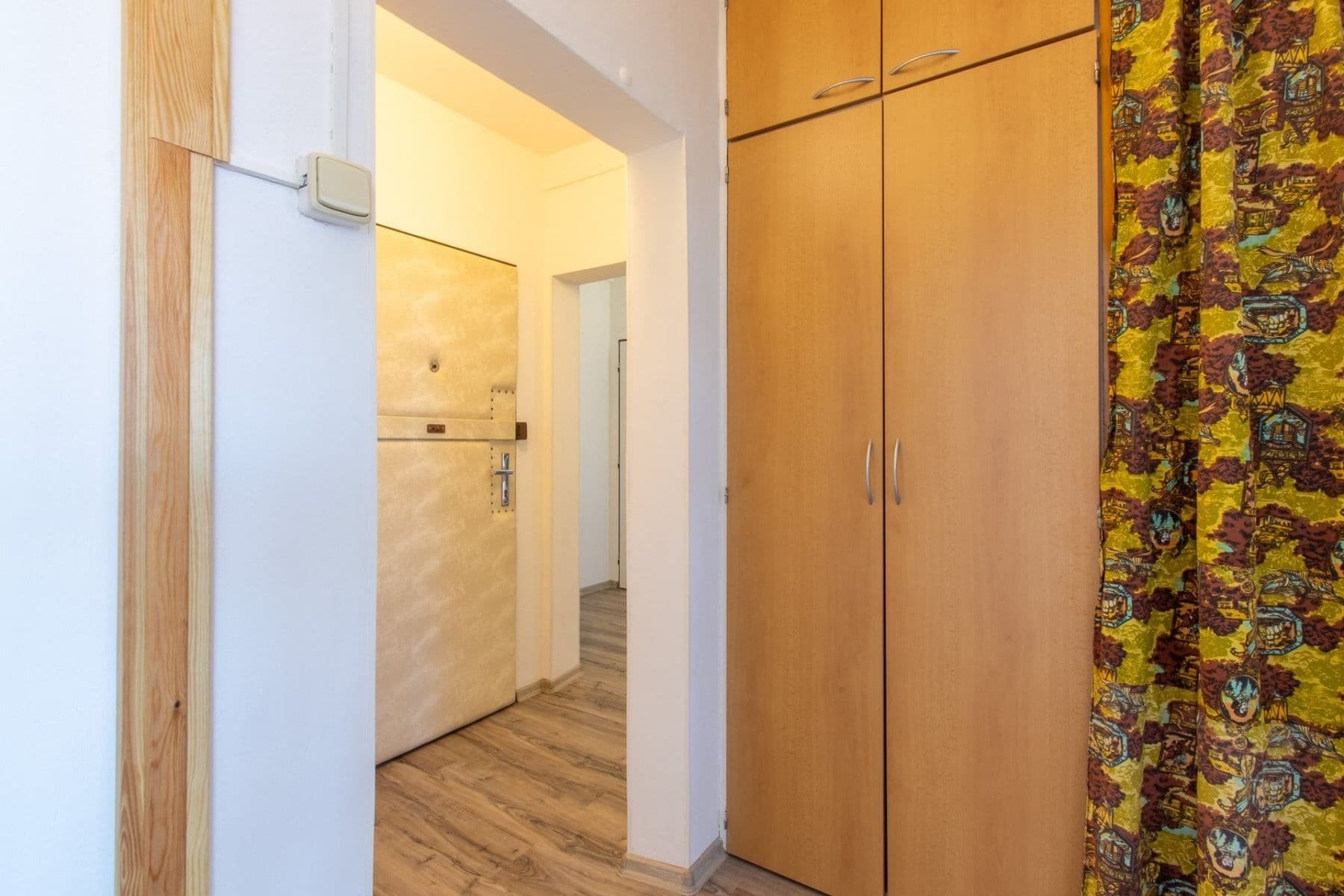 Prenájom bytu 4-izbový 68 m², Krakovská, Kralupy nad Vltavou, Středočeský kraj Prenájom bytu 4-izbový 68 m², Krakovská, Kralupy nad Vltavou, Středočeský kraj