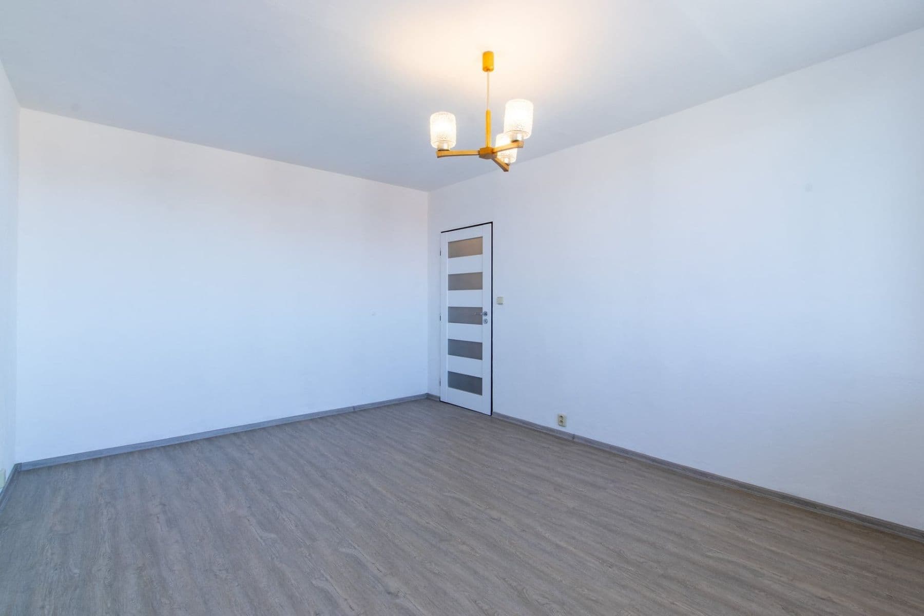Prenájom bytu 4-izbový 68 m², Krakovská, Kralupy nad Vltavou, Středočeský kraj Prenájom bytu 4-izbový 68 m², Krakovská, Kralupy nad Vltavou, Středočeský kraj